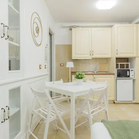 Apartment Duomo - Montenapoleone, Comfort & Wi-fi