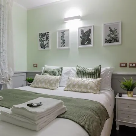 Duomo - Montenapoleone, Comfort & Wi-fi Apartment Milan