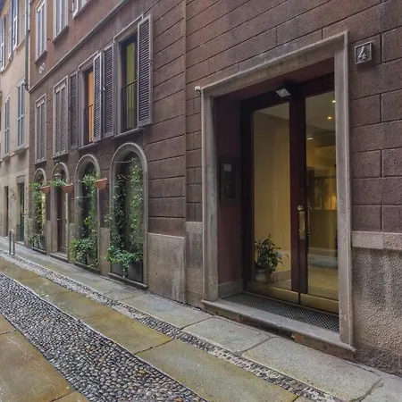 Apartment Duomo - Montenapoleone, Comfort & Wi-fi *