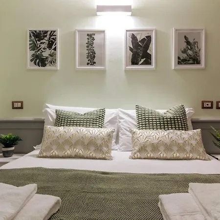 Duomo - Montenapoleone, Comfort & Wi-fi Apartment Milan