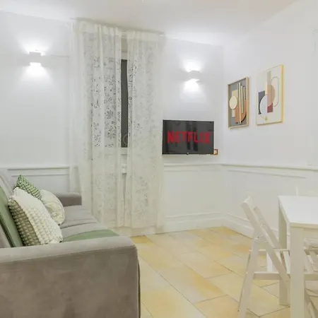 Apartment Duomo - Montenapoleone, Comfort & Wi-fi
